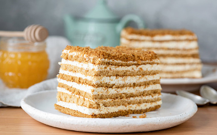 medovik-720x450 Medovik Layer Cake Machine